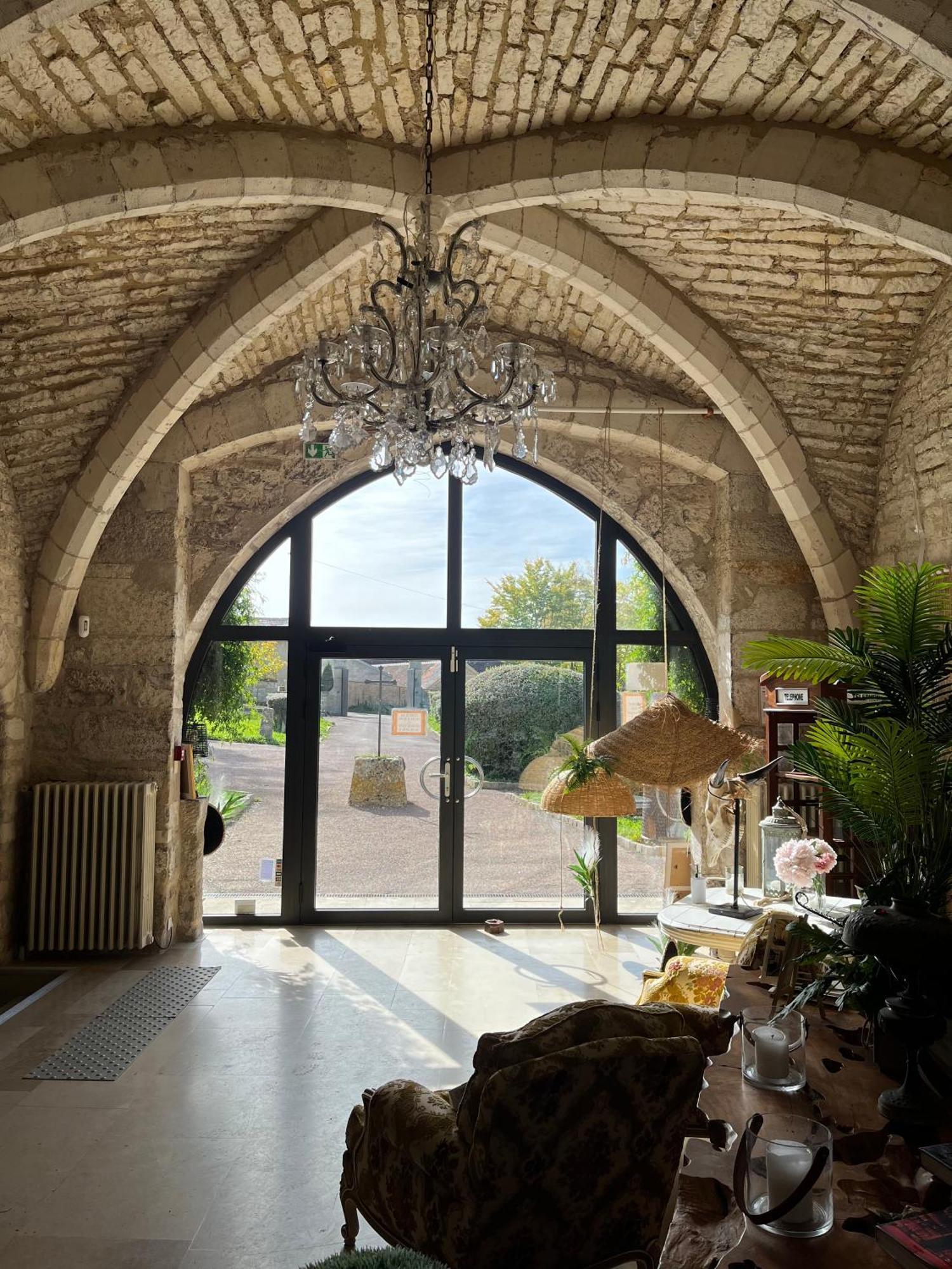 L'Abbaye Saint Michel Panzió Tonnerre Kültér fotó