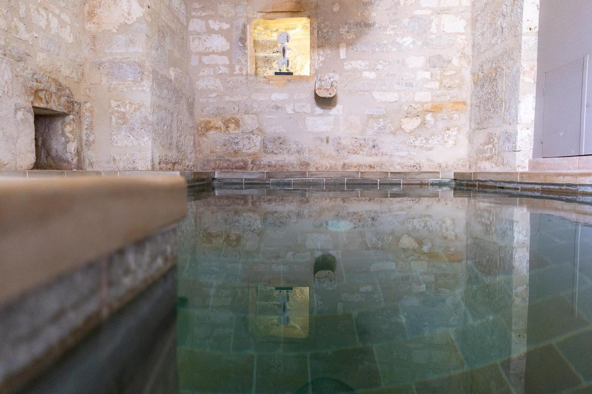 L'Abbaye Saint Michel Panzió Tonnerre Kültér fotó